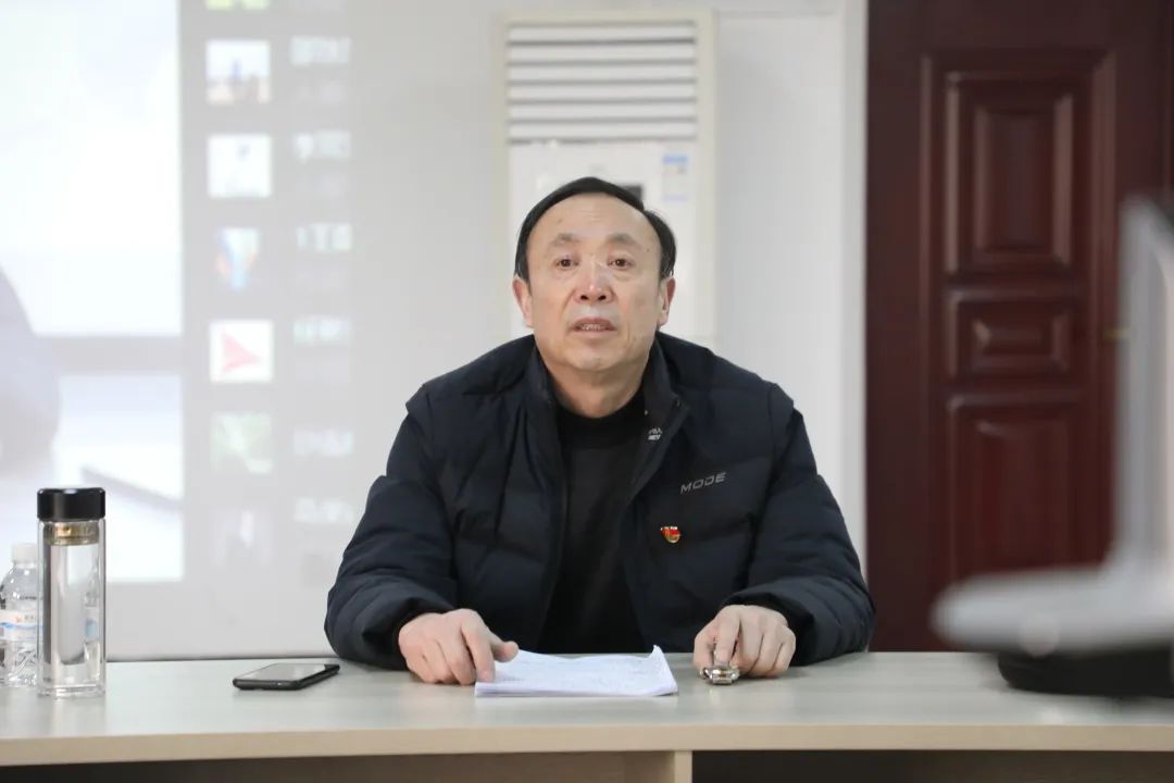 凯发干部教育学院学习《矛盾论》