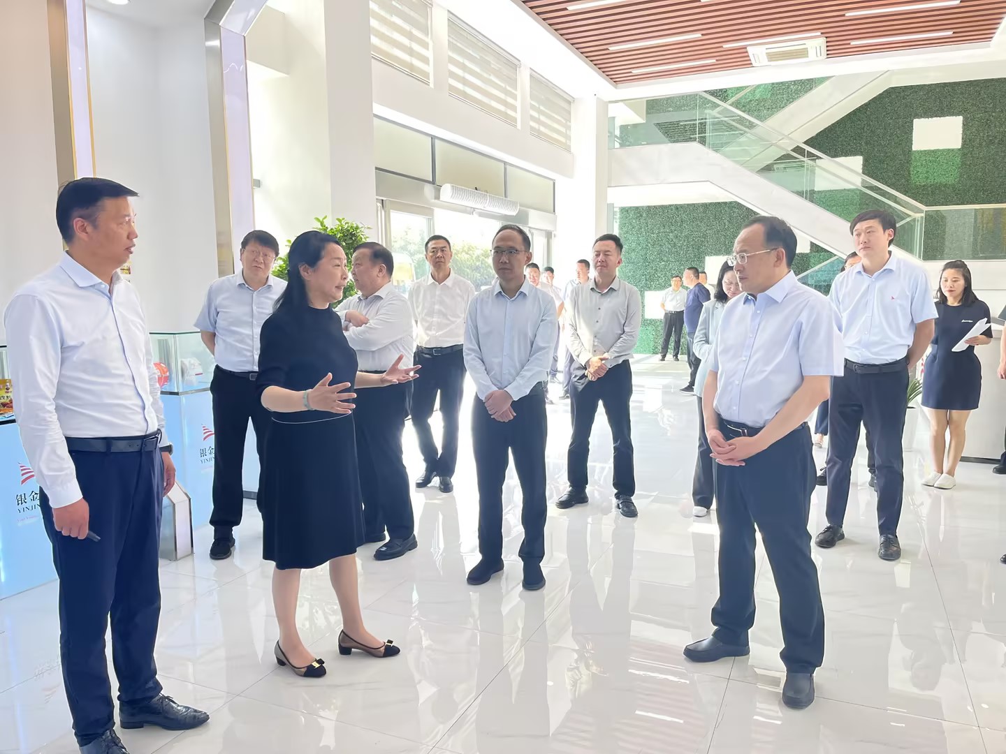 新乡市主要领导持续关心帮助凯发培育壮大新质生产力